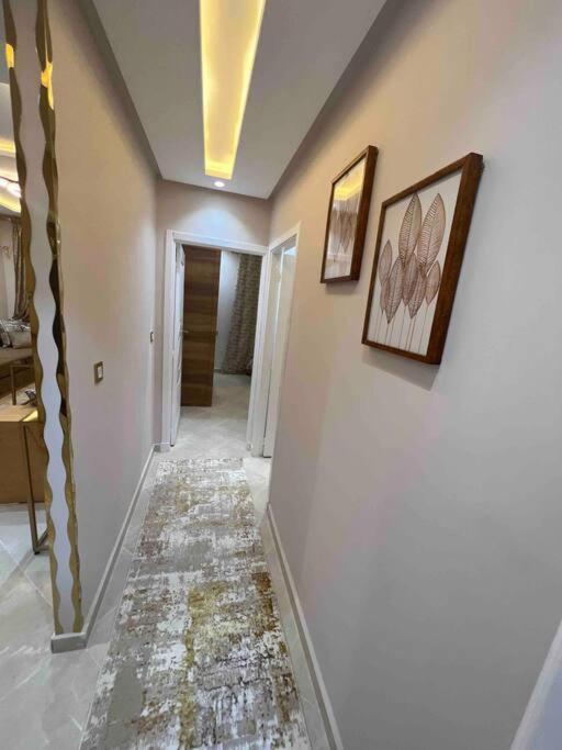 Appartement De Luxe Tangier Bagian luar foto