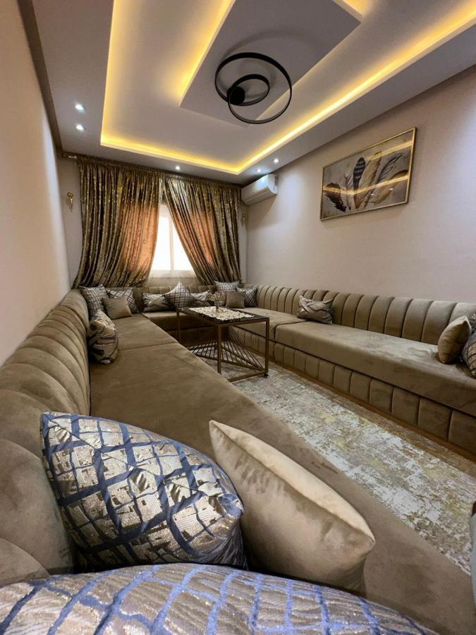 Appartement De Luxe Tangier Bagian luar foto